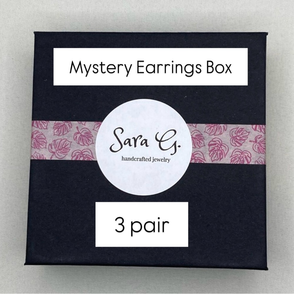 Sara G. Mystery Earrings Box - 3 Pair